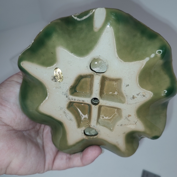 Art Pottery Frog Playing Horn On Lily Pad Planter Frog Green Garden - Picture 5 of 8